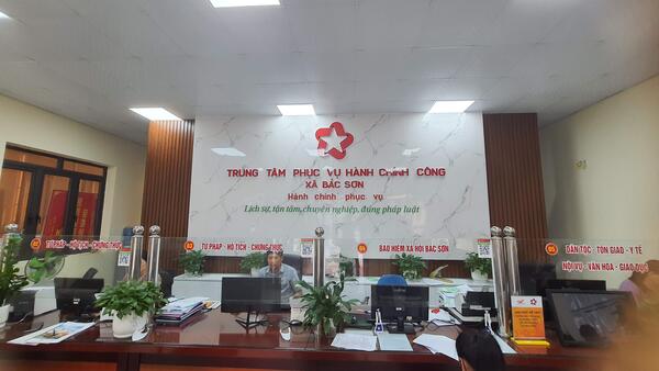 TỪ 01/7/2025 – LÀM THỦ TỤC TẠI TRUNG TÂM PHỤC VỤ HÀNH CHÍNH CÔNG XÃ BẮC SƠN: NHIỀU LOẠI PHÍ, LỆ PHÍ GIẢM CÒN 0 ĐỒNG