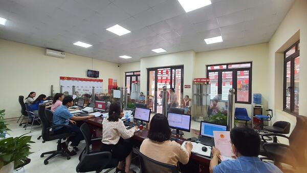 Ngày vận hành đầu tiên của Trung tâm Phục vụ hành chính công xã Bắc Sơn