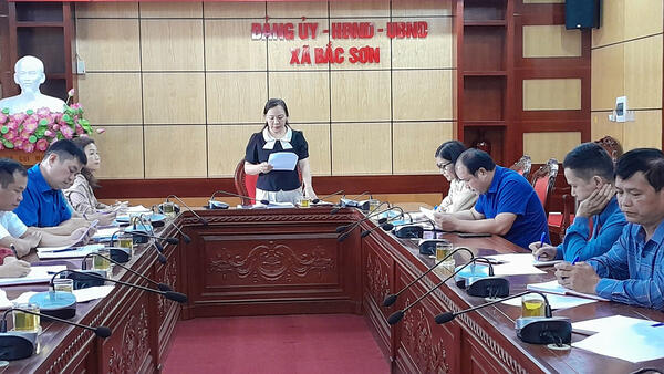 Thường trực HĐND xã tổ chức giám sát hoạt động quản lý nhà nước về văn hóa