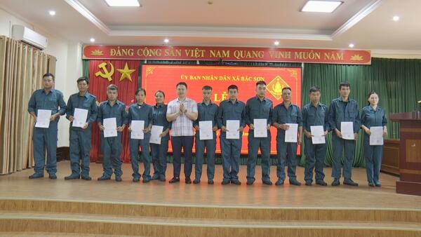 XÃ BẮC SƠN TỔ CHỨC LỄ KẾT NẠP DÂN QUÂN MỚI NĂM 2026