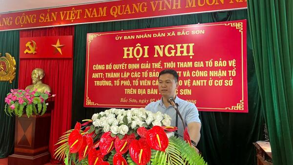 Hội nghị công bố quyết định thành lập, kiện toàn tổ bảo vệ an ninh, trật tự ở cơ sở sau khi sáp nhập thôn trên địa bàn xã Bắc Sơn