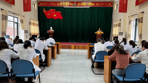 CĐCS Trung tâm Y tế phát động “Tuần lễ áo dài Việt Nam”